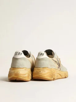Sale Golden Goose Running Sole Masculino cor gelo com estrela de suede com tachas Cabedal de náilon cor creme
