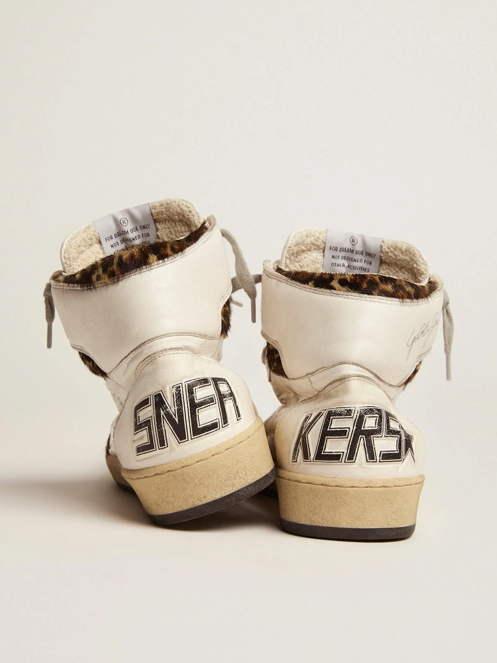 Online Golden Goose Sky-Star com assinatura na altura do tornozelo e inserções de couro cavalinho leopardo Cor: branco