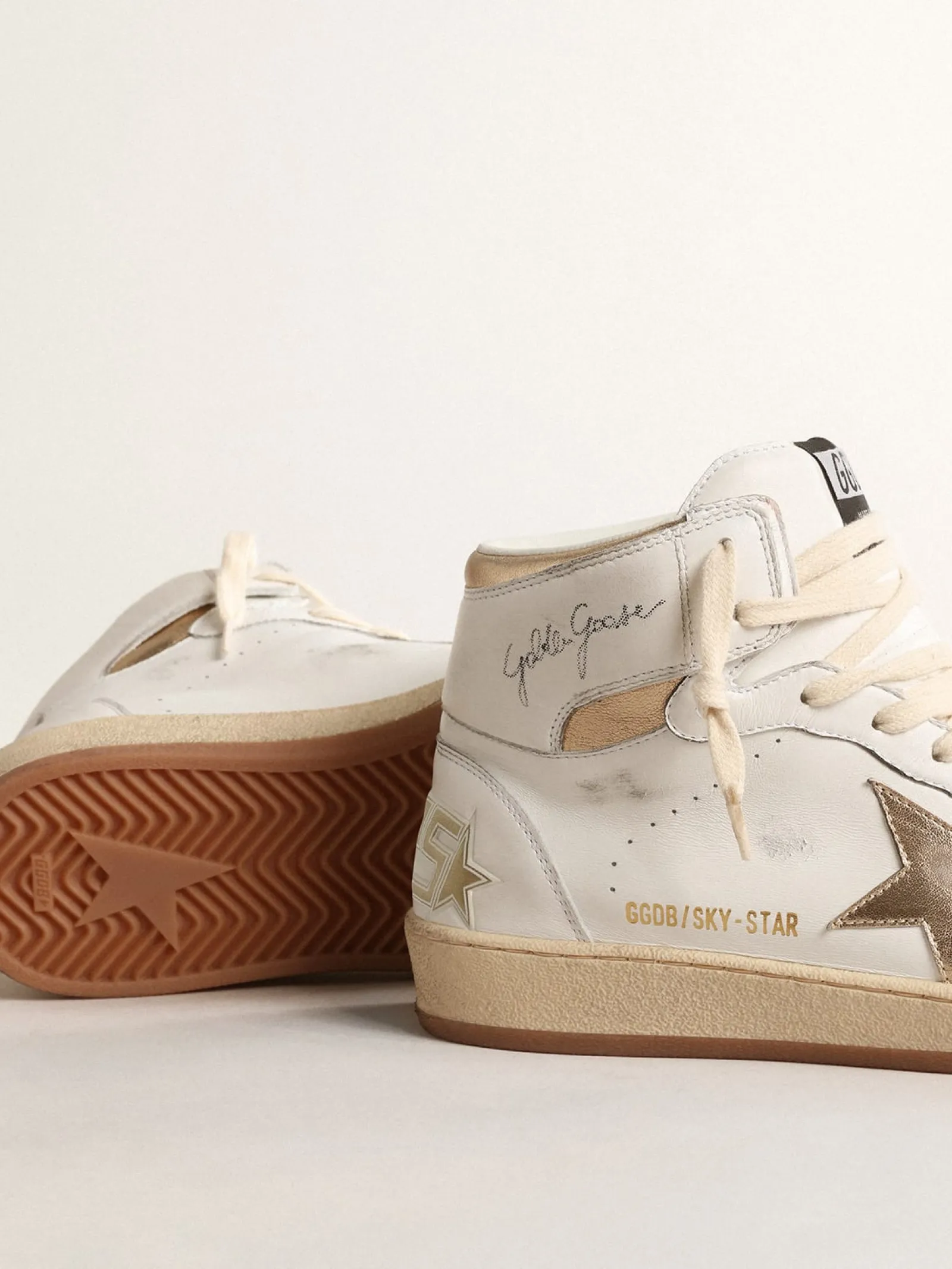 Best Golden Goose Sky-Star de napa branca com estrela e talão de couro metálico dourado Cabedal de napa branca