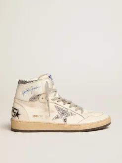 Cheap Golden Goose Sky-Star feminino com assinatura no tornozelo e inserções prateadas Cor: branco