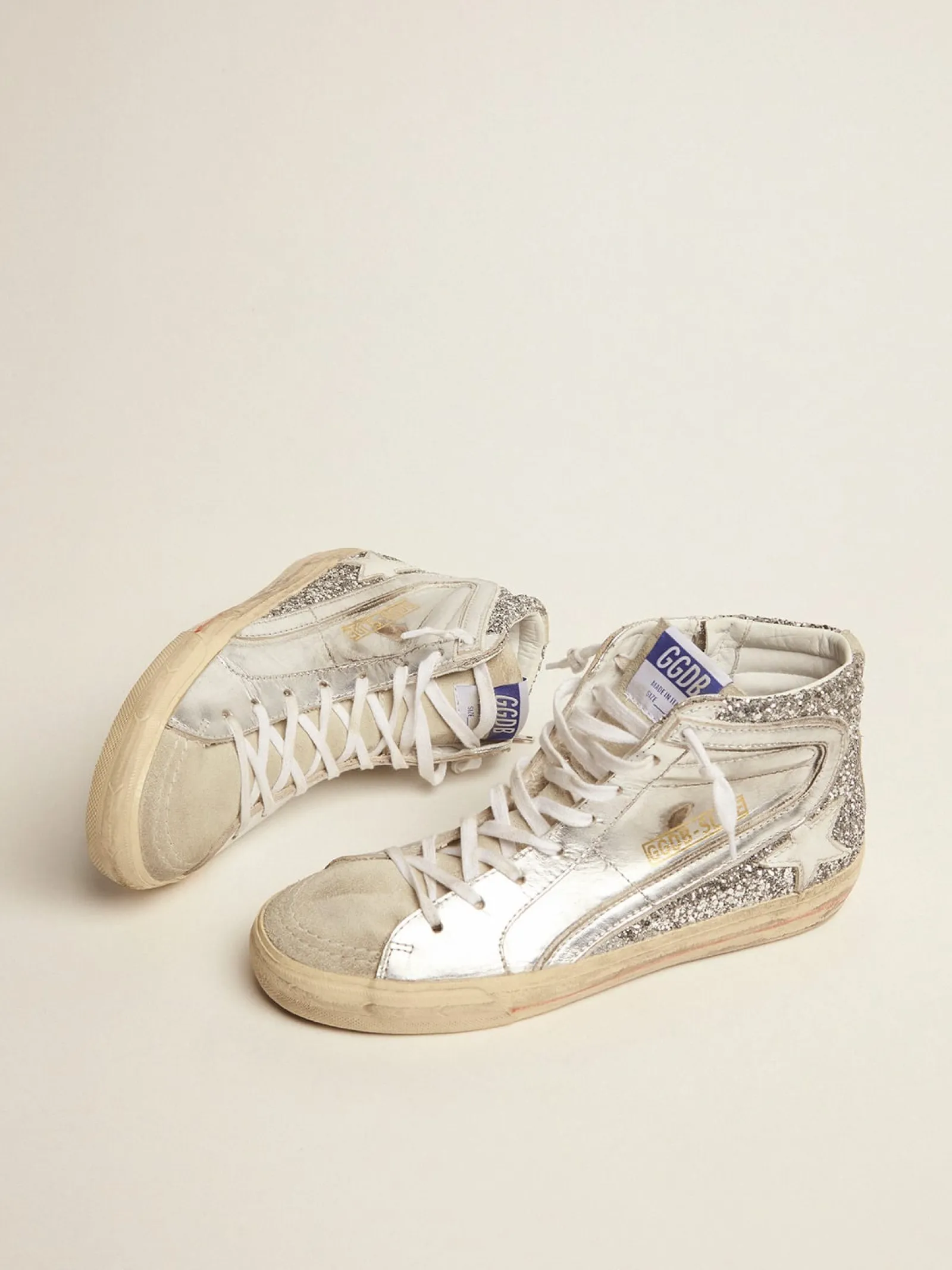 Discount Golden Goose Slide feminino com cabedal de couro metálico e glitter prateado Cor: prata