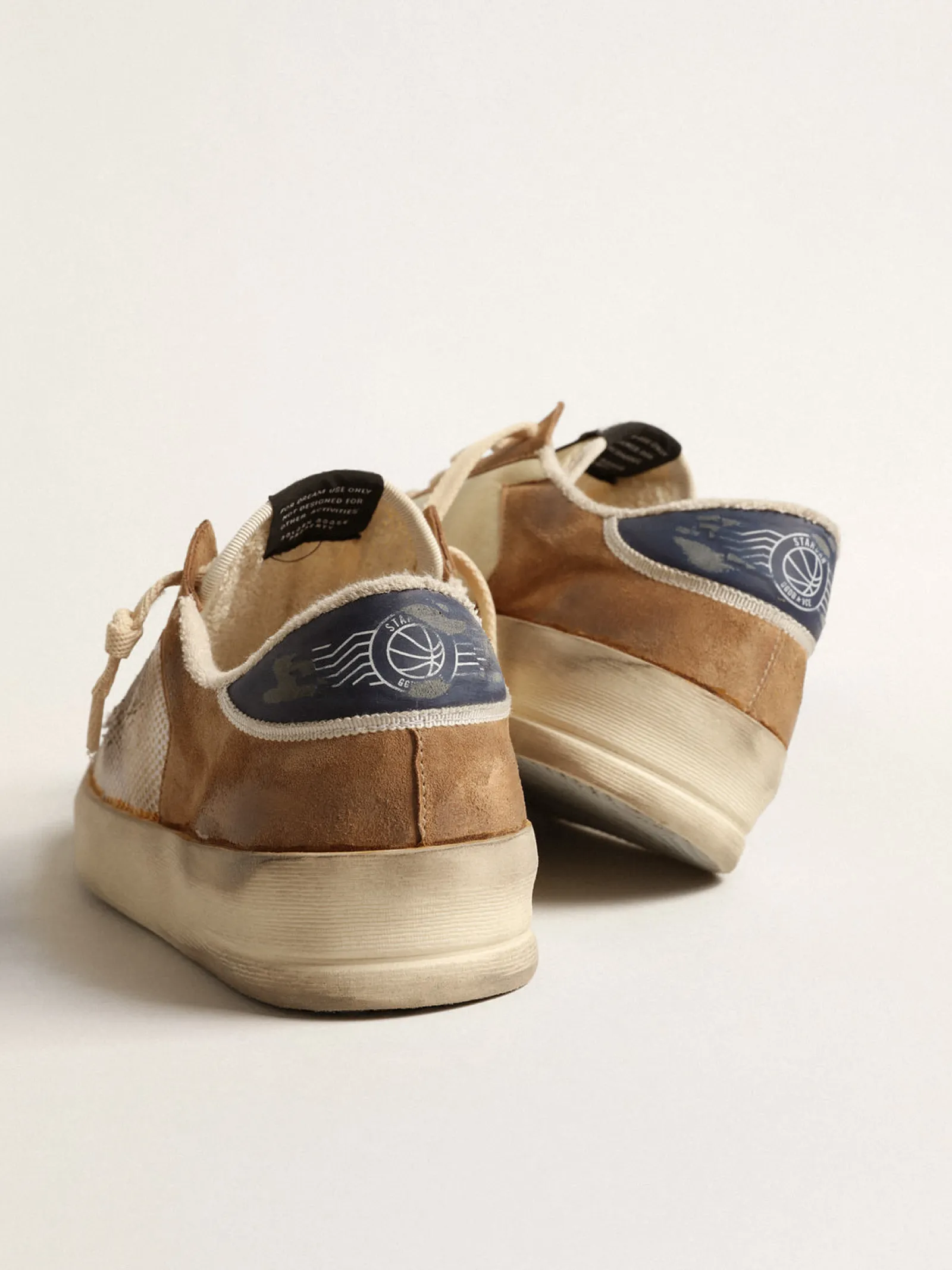 Flash Sale Golden Goose Stardan de náilon e tela bege com inserções de suede cor tabaco Cabedal de náilon desbotado e tela bege