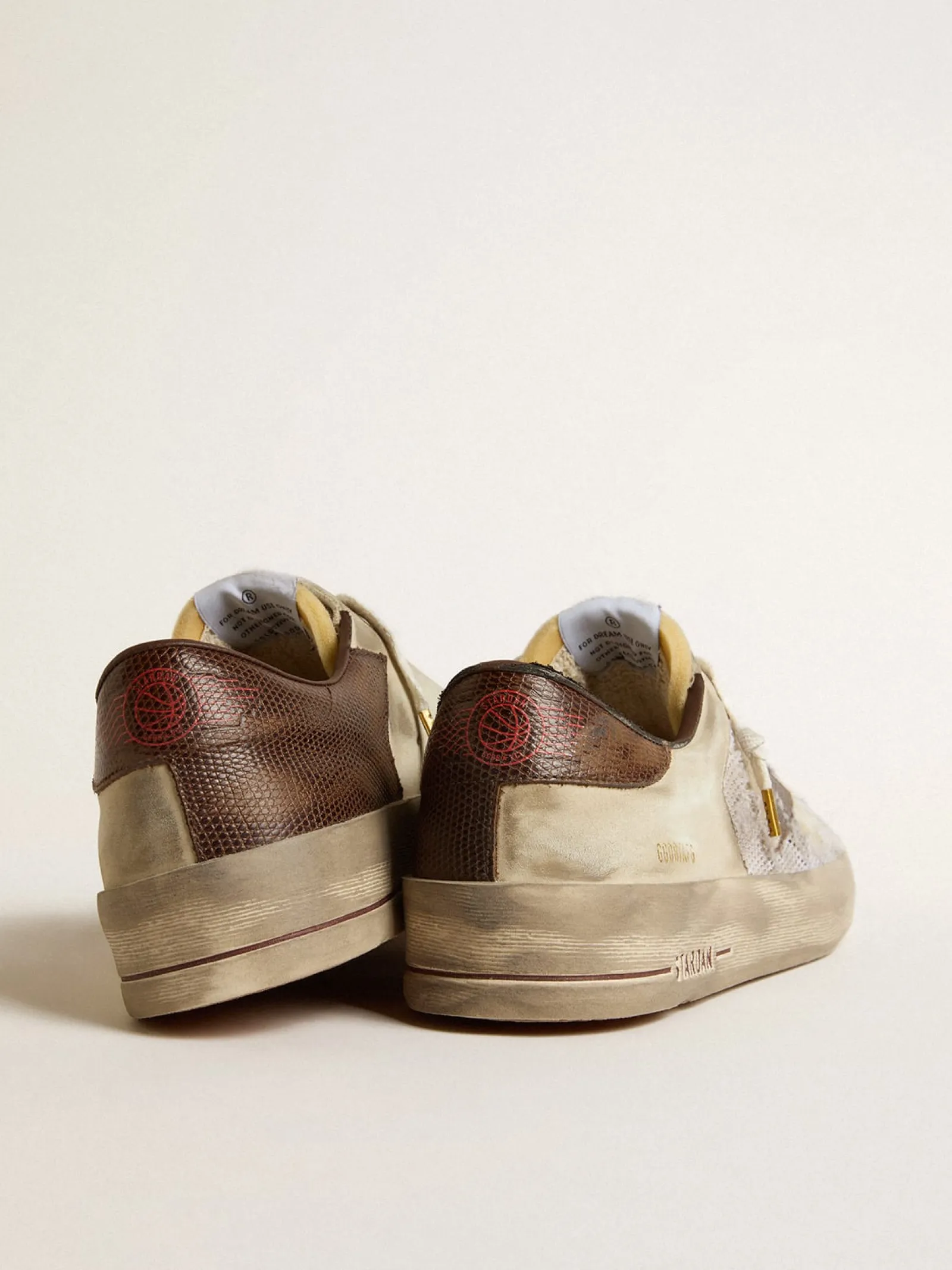 Outlet Golden Goose Stardan de nubuk e tela com estrela de couro com estampa de lagarto marrom Cabedal de nubuk branco sujo com inserções de tela branca