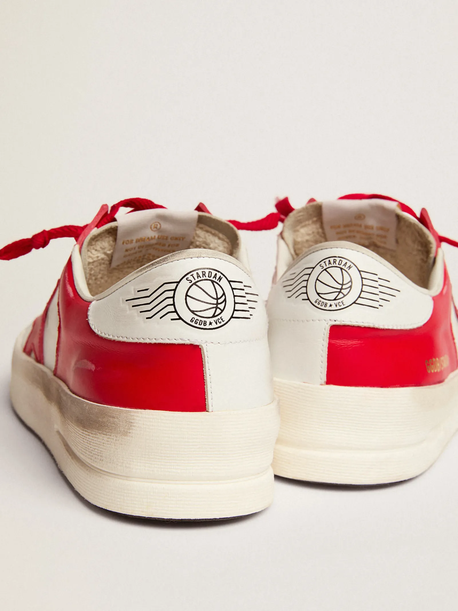 Best Golden Goose Stardan feminino de couro branco e vermelho Cabedal de couro branco e vermelho
