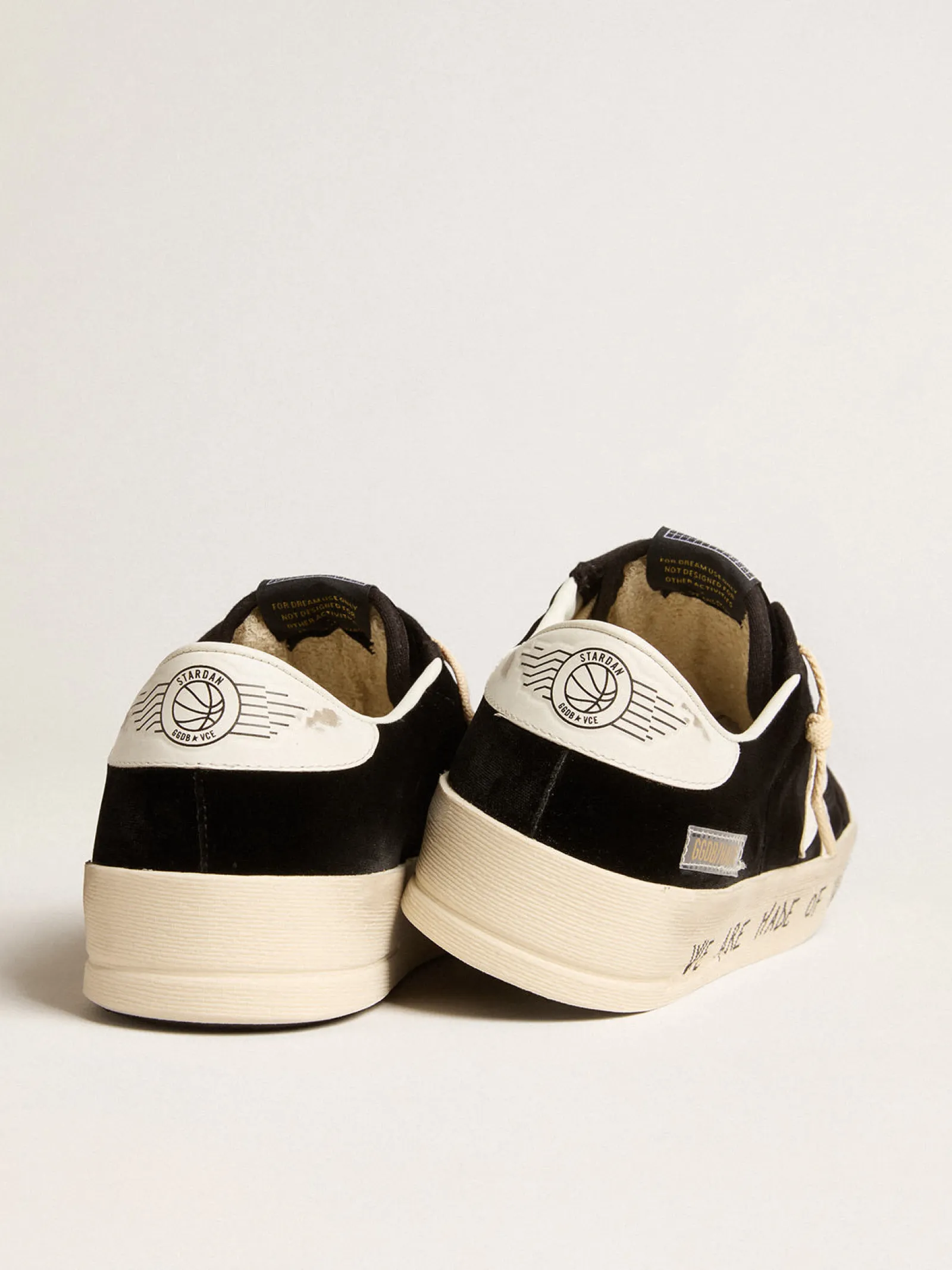 Best Sale Golden Goose Stardan Feminino de veludo preto Exclusivo HAUS of Dreamers