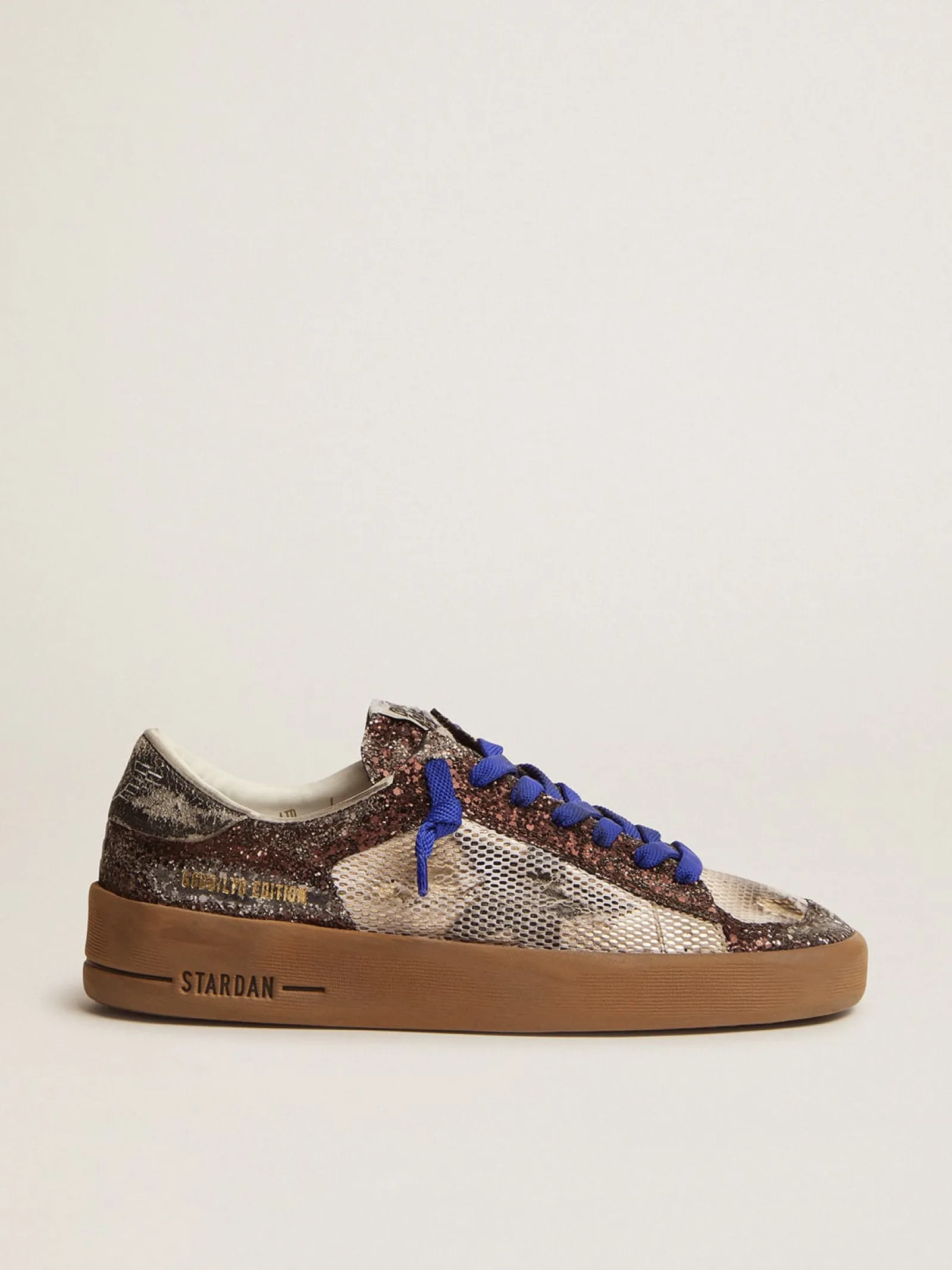 Fashion Golden Goose Stardan LAB feminino com cabedal de glitter marrom e estrela preta Cabedal de glitter marrom escuro e inserções de tela