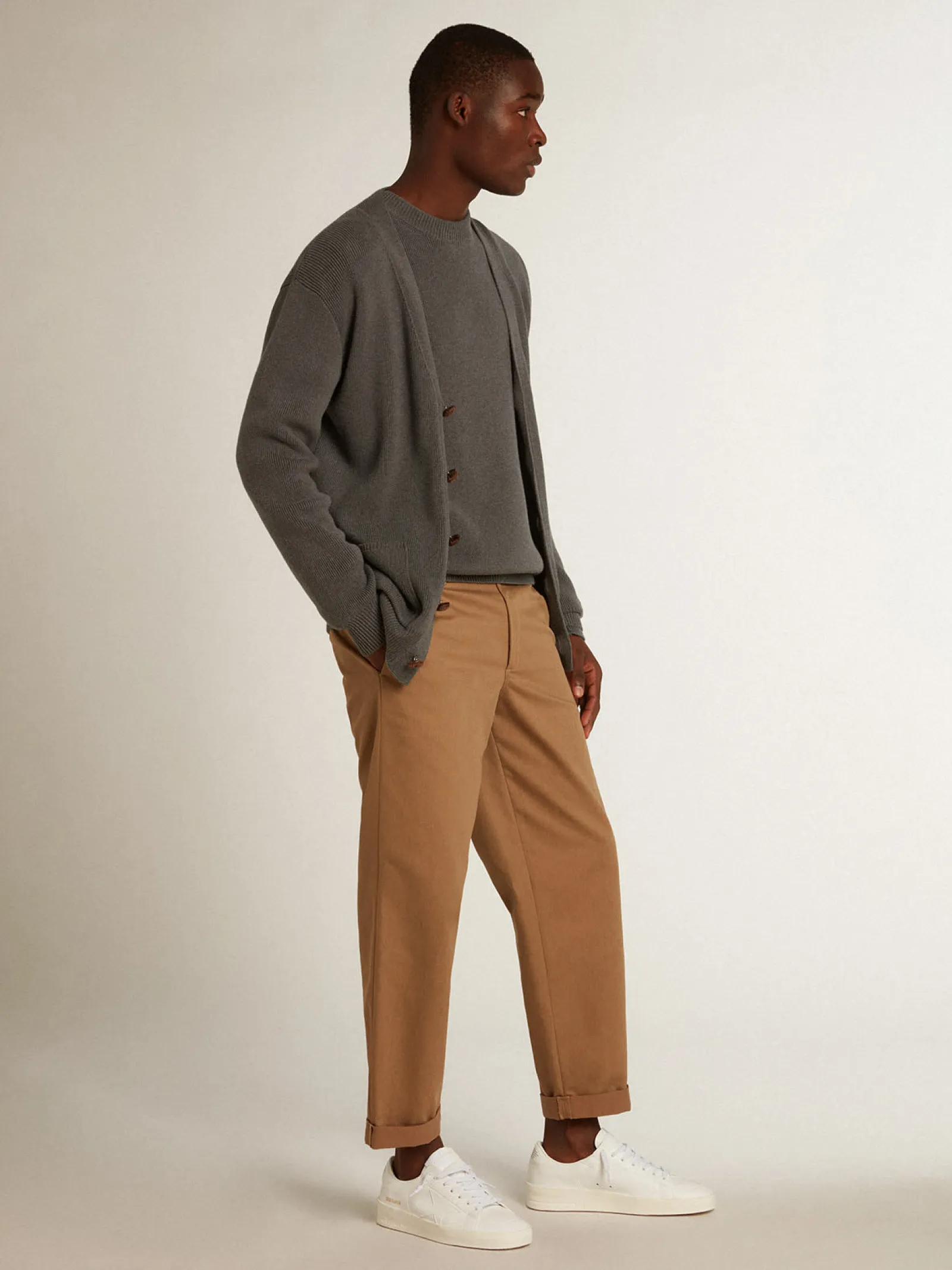 Outlet Golden Goose Stardan Masculino com base vegetal e estrela e talão brancos Tênis 100% vegano
