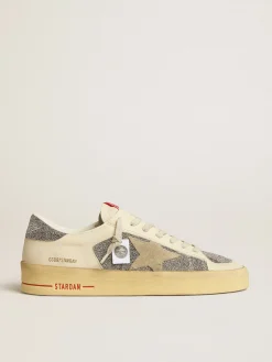 Fashion Golden Goose Stardan Masculino de suede com estrela cor de areia e inserções de cristais prateados Cabedal de suede branco sujo
