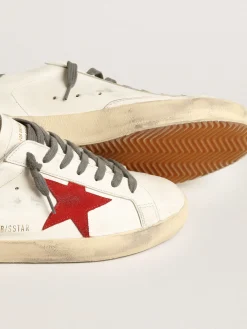 Sale Golden Goose Super-Star com estrela de suede vermelho e talão de couro verde Cor: branco