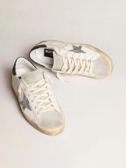 Sale Golden Goose Super-Star com estrela prateada e talão de glitter marrom Cor: branco