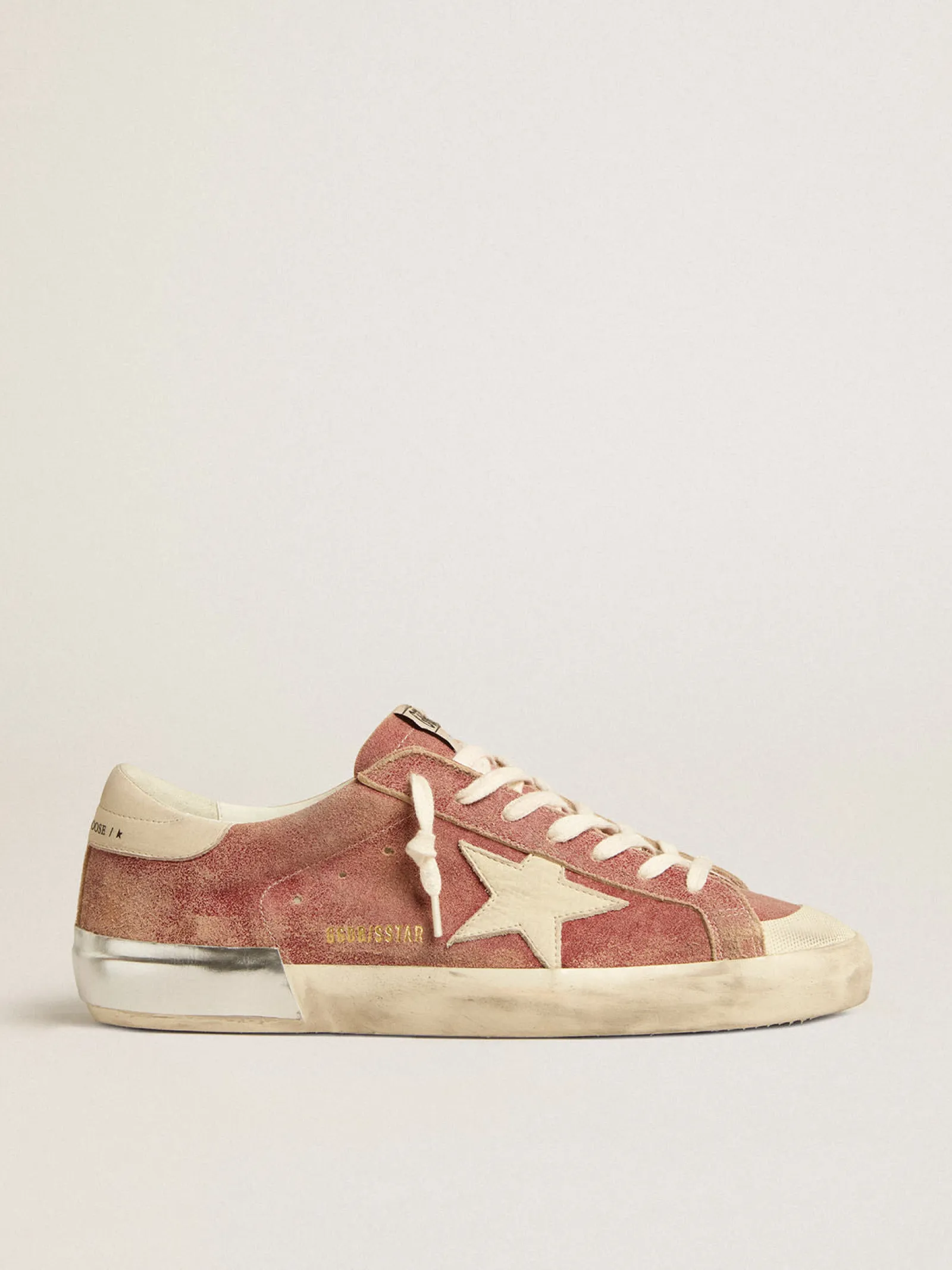 Clearance Golden Goose Super-Star de couro vermelho com estrela e talão de nubuk na cor creme Cor: vermelho romã