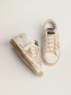 Flash Sale Golden Goose Super-Star feminino com reforço dourado brilhante e inscrições de metal Cabedal: 100% couro bovino