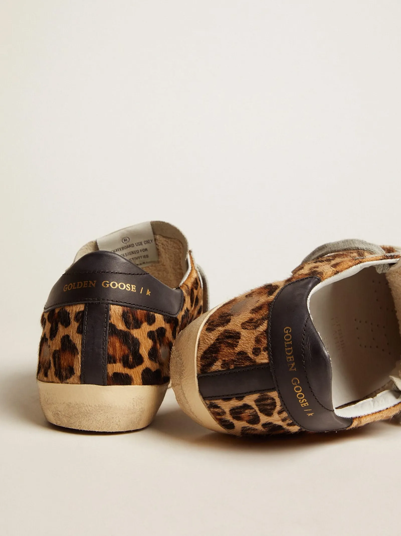 Shop Golden Goose Super-Star feminino de couro com estampa de leopardo Material principal: 100% couro bovino