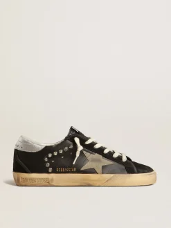 Outlet Golden Goose Super-Star Feminino de couro e suede pretos com tachas prateadas Cabedal de couro e suede pretos