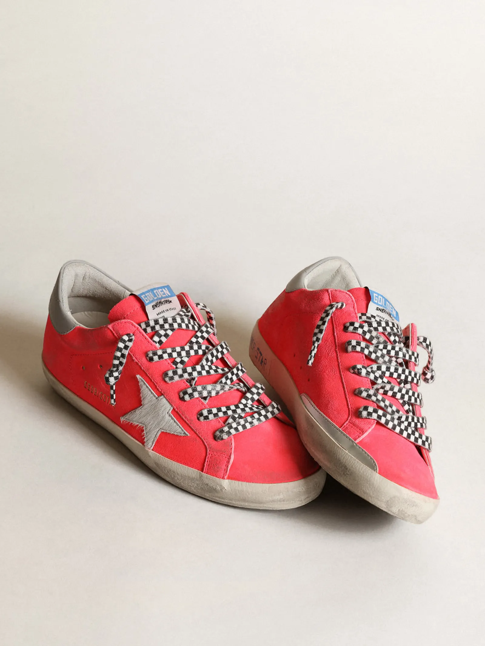 Fashion Golden Goose Super-Star feminino de suede cor de lagosta fluorescente com estrela Cabedal de suede cor de lagosta fluorescente