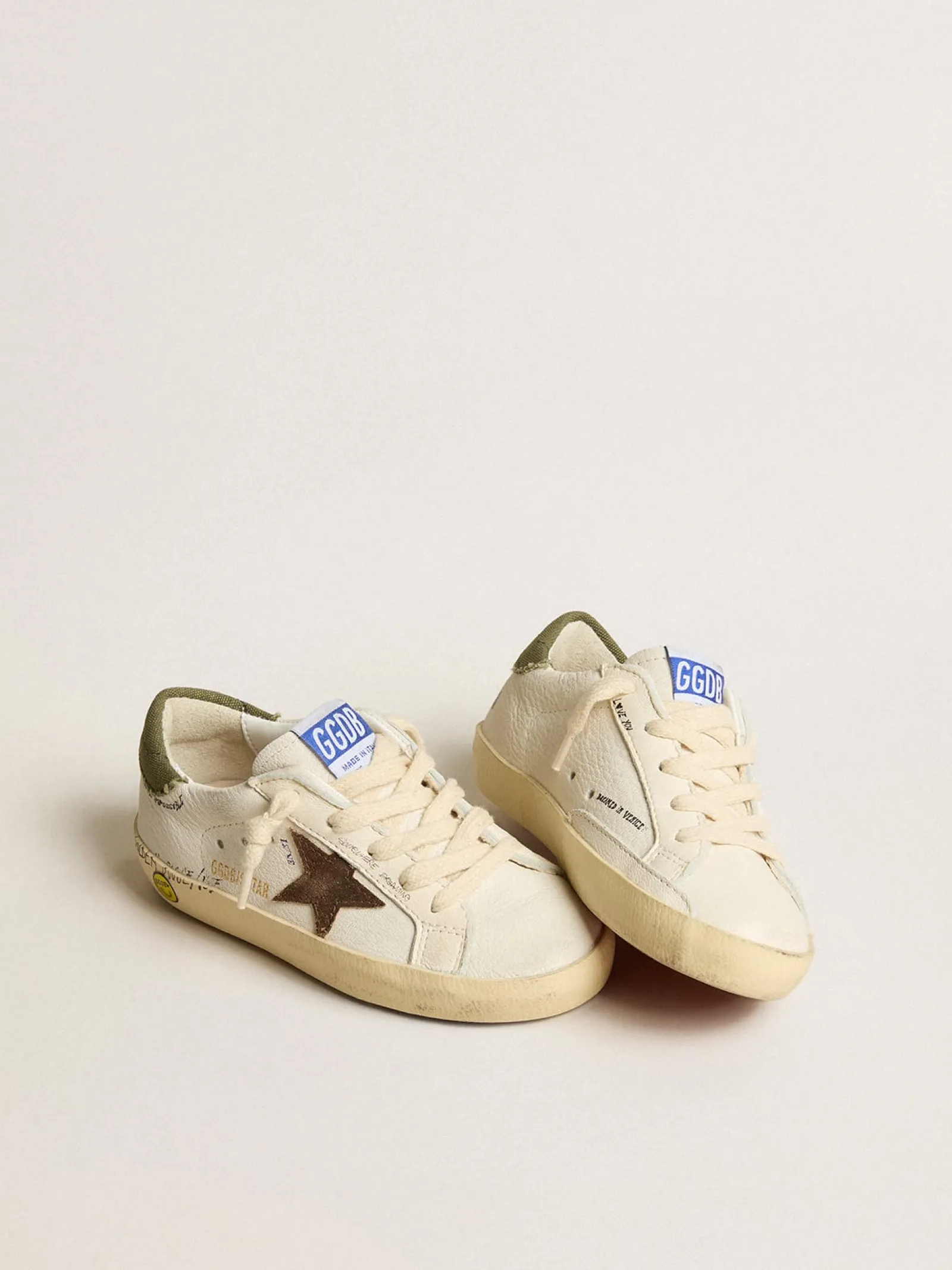 Clearance Golden Goose Super-Star Junior de napa com estrela de suede e talão verde Cabedal de napa branca