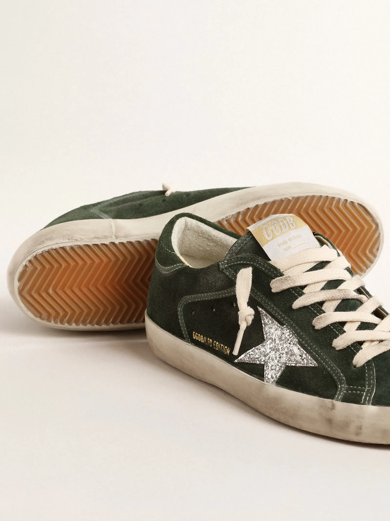 Online Golden Goose Super-Star LTD de suede verde com estrela de glitter prateado Cabedal de suede verde