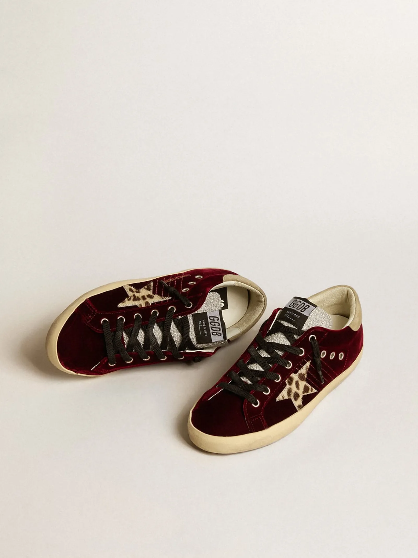 Hot Golden Goose Super-Star LTD de veludo com estrela de couro cavalinho e lingueta de glitter Cabedal de veludo vermelho rubi