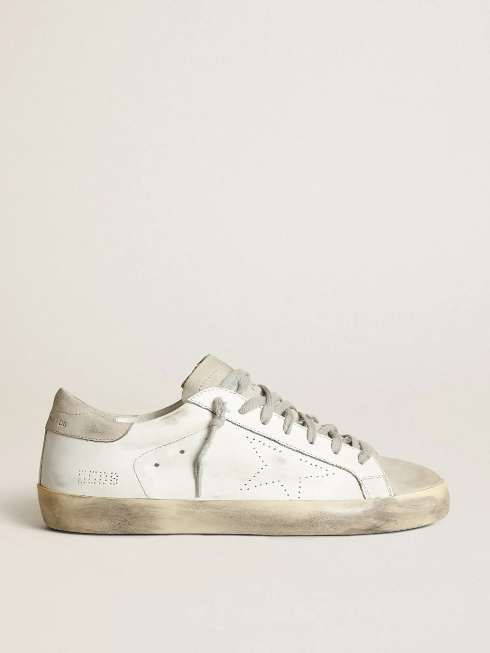 Best Golden Goose Super-Star masculino com estrela perfurada e talão cinza gelo Cor: branco