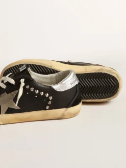 Cheap Golden Goose Super-Star Masculino de couro e suede pretos com tachas prateadas Cabedal de couro e suede pretos