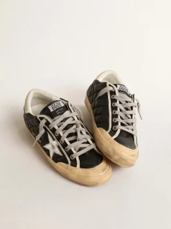 Store Golden Goose Super-Star Penstar de napa matelassê preta com estrela prateada Cabedal de napa preta matelassê