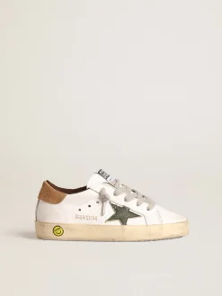 Cheap Golden Goose Super-Star Young com estrela de napa verde e talão de suede marrom Cor: branco
