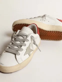 New Golden Goose Super-Star Young com estrela de suede e talão de couro vermelho Cor: branco