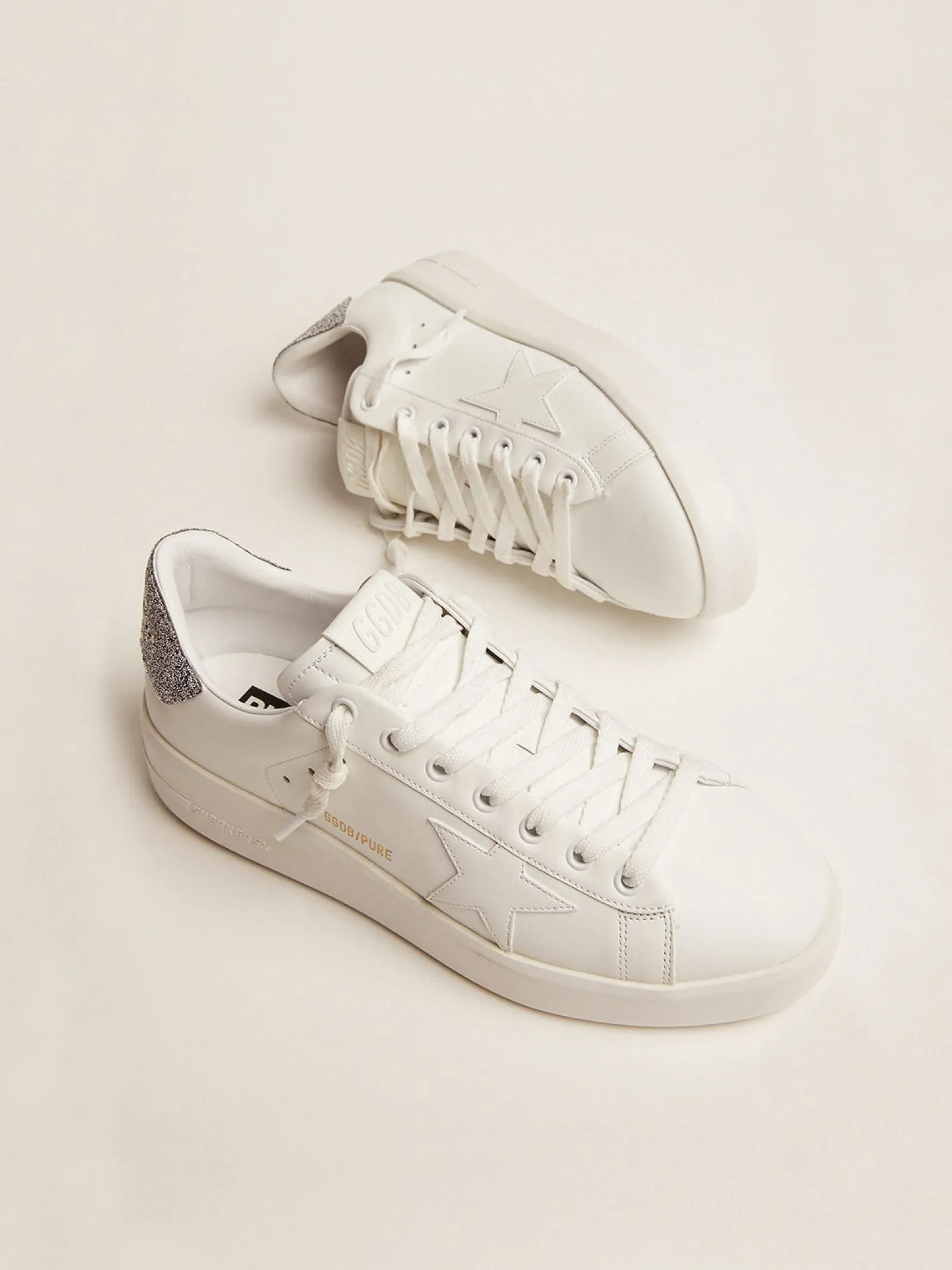 Discount Golden Goose Tênis Purestar de couro branco com talão de cristais prateados Cor: branco e prata