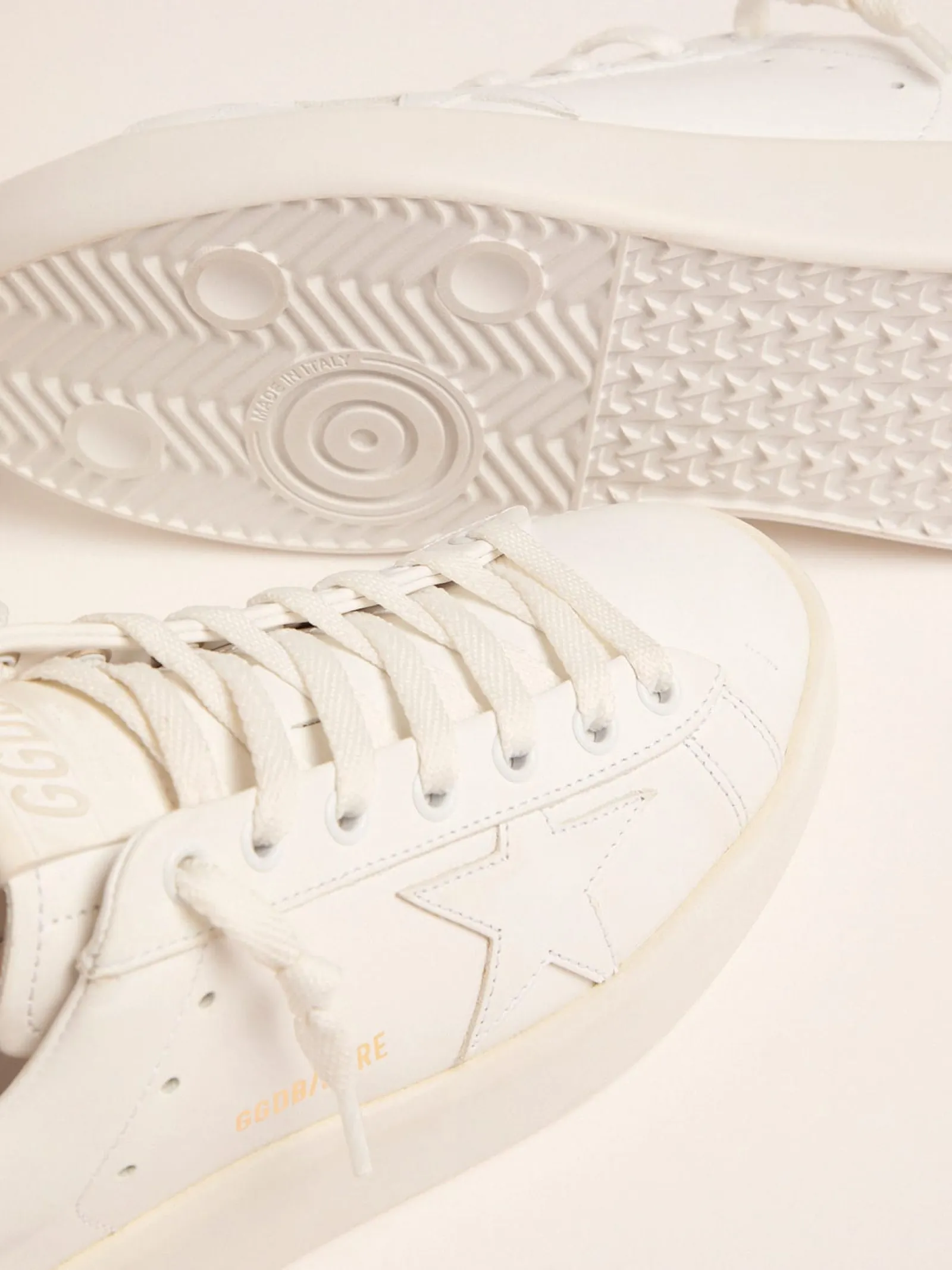 Best Sale Golden Goose Tênis Purestar feminino com talão dourado Material principal: 100% couro bovino