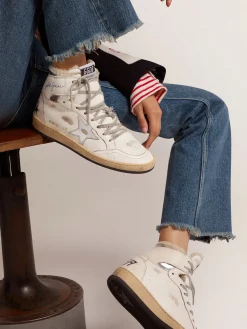 Best Golden Goose Tênis Sky-Star feminino com assinatura no tornozelo e forro de shearling Cor: branco
