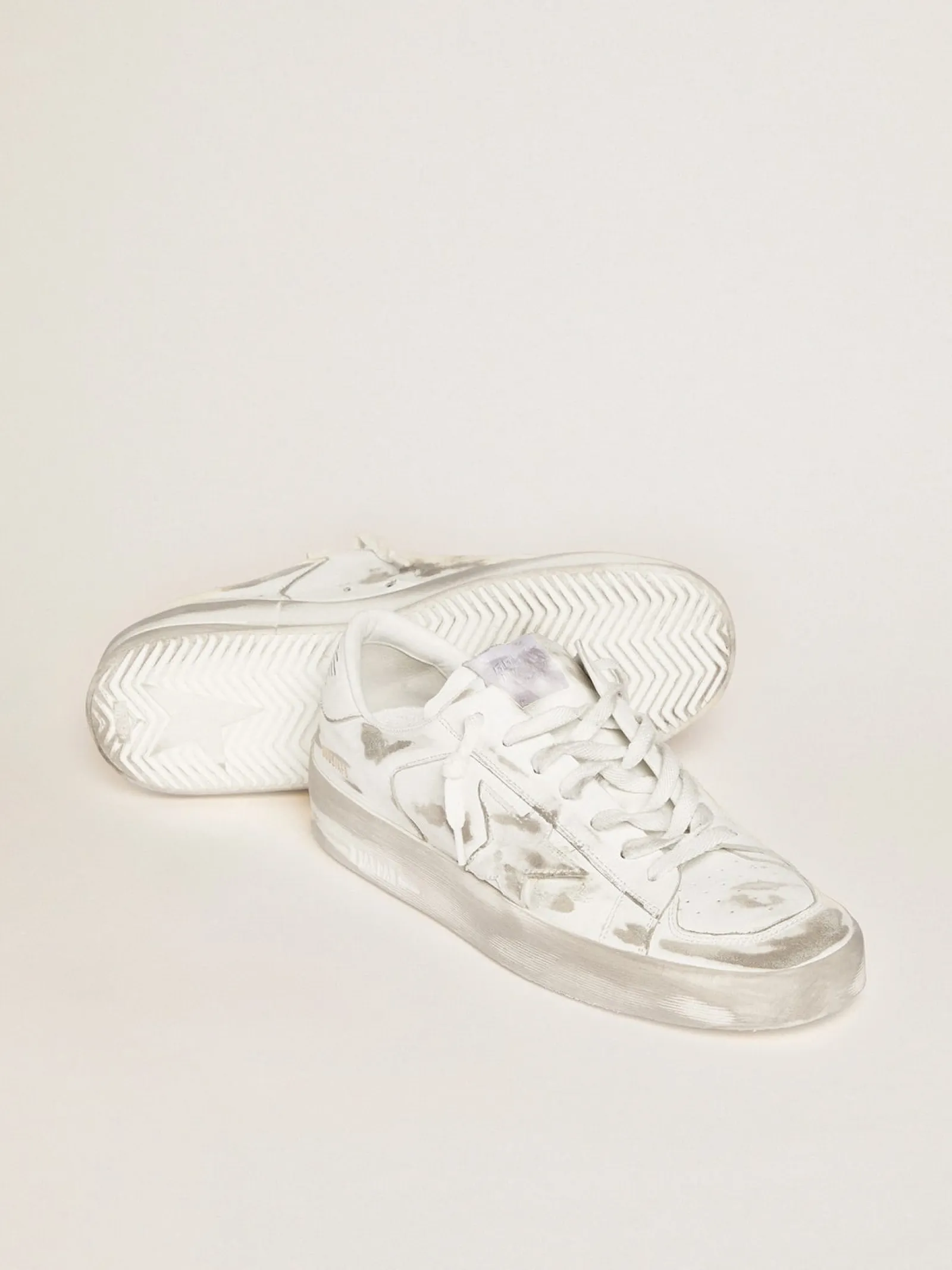 Store Golden Goose Tênis Stardan branco de couro com tratamento usado Cabedal: 100% couro bovino
