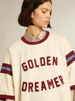 Discount Golden Goose Vestido branco feminina com escrita bordô na frente Coleção Journey