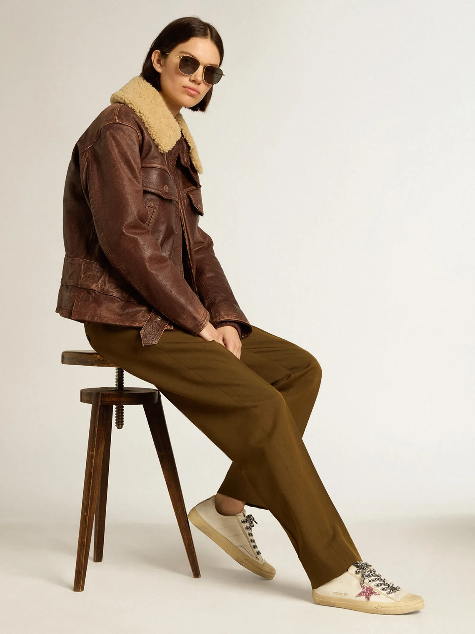 Flash Sale Golden Goose V-Star com estrela de glitter rosa e talão de couro metálico Cor: branco