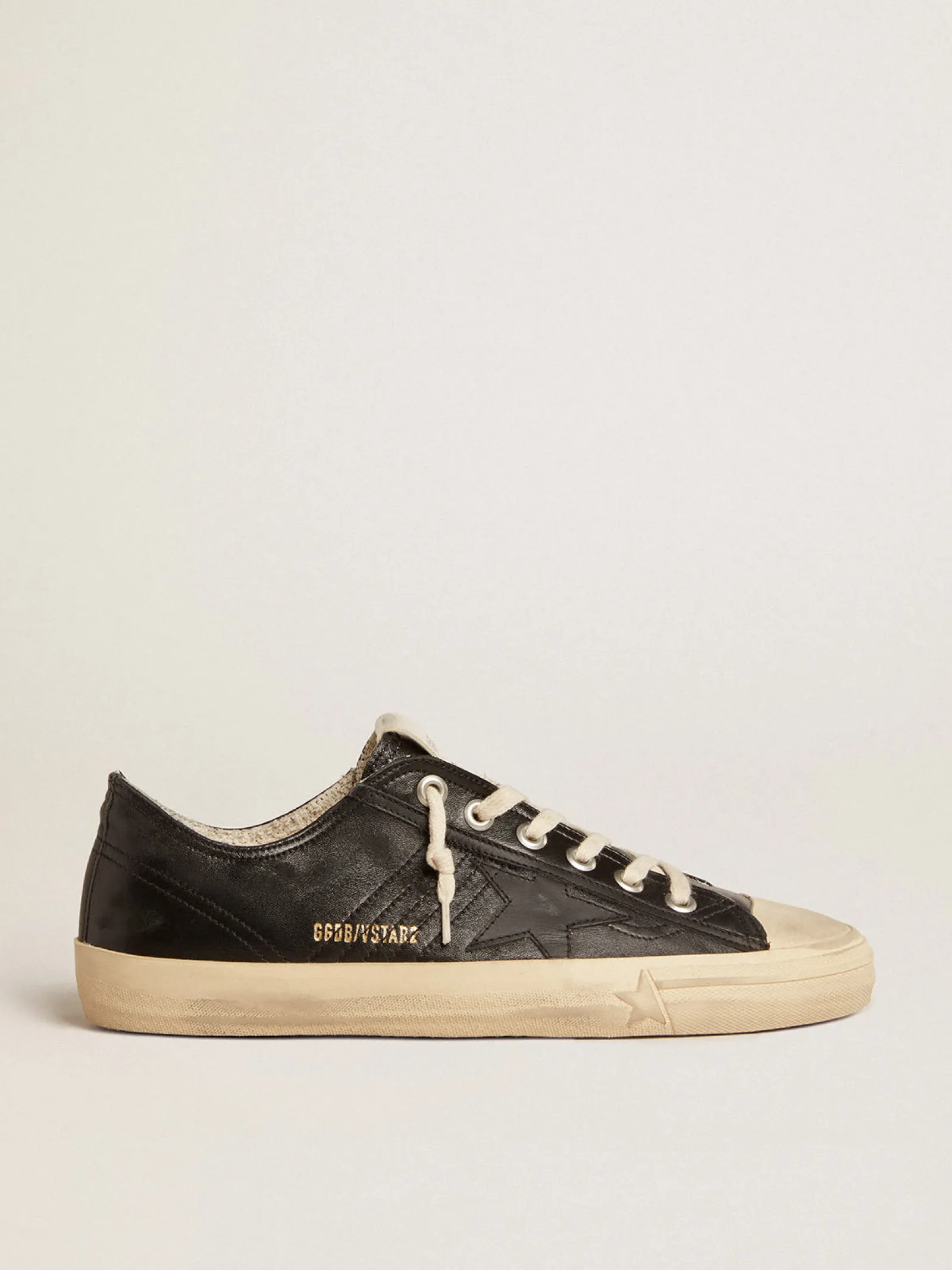 Cheap Golden Goose V-Star Masculino de napa preta com estrela de couro preto Cabedal de napa preta