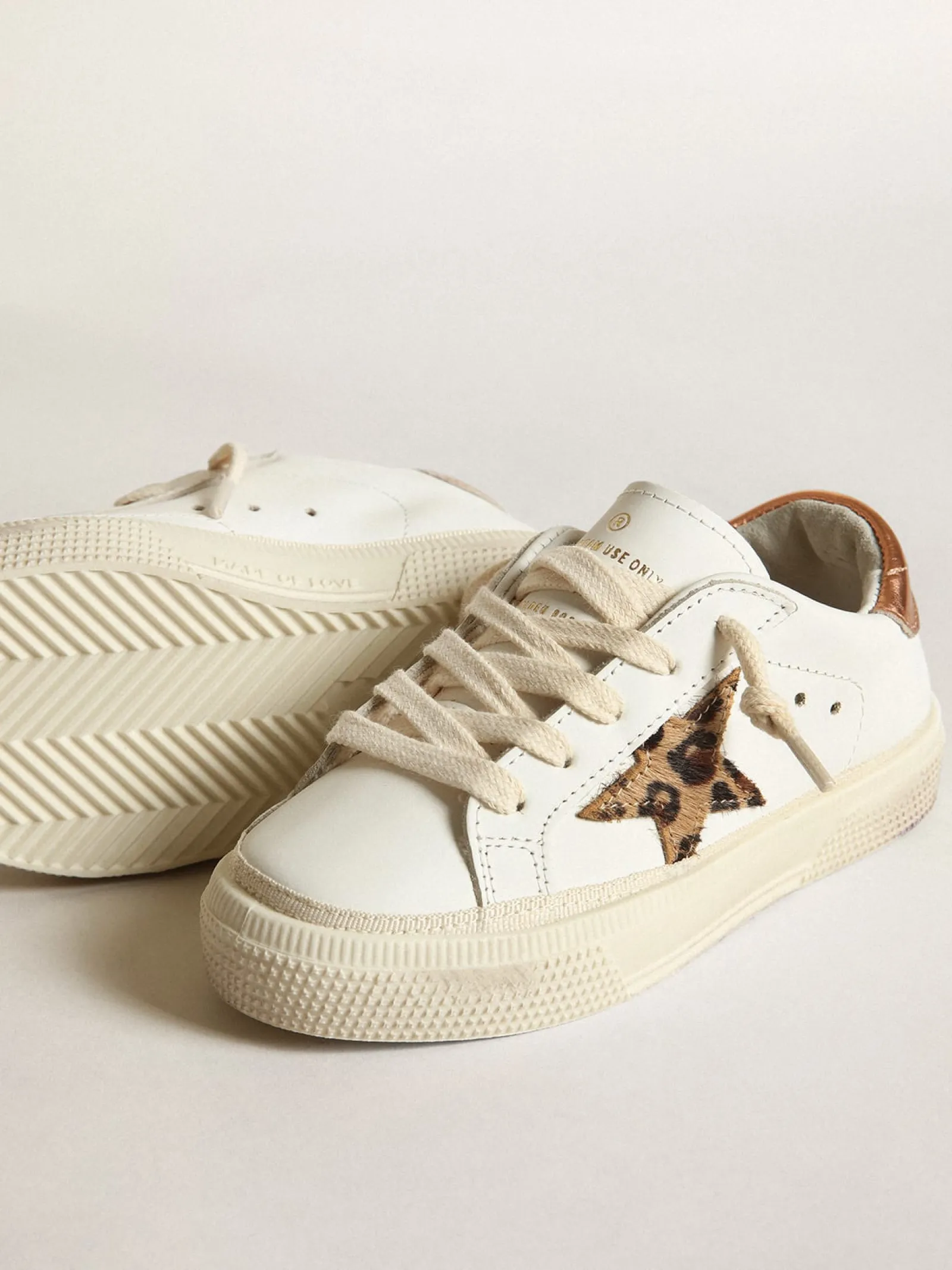 Store Golden Goose Young May com estrela de cavalinho leopardo e talão cor de cobre Cor: branco