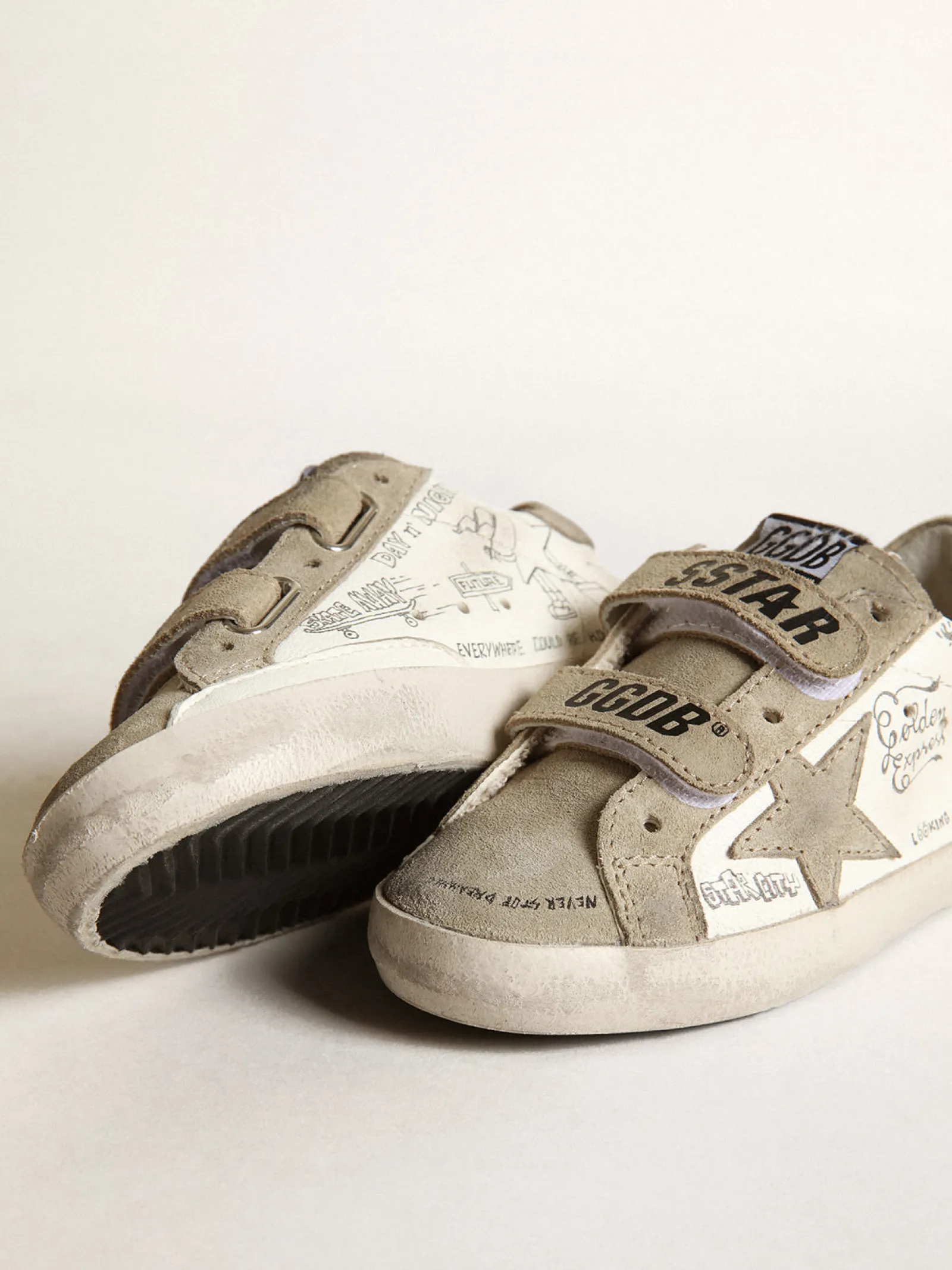 Outlet Golden Goose Young Old School de napa branca com inserções havana-rosado Cabedal de napa branca