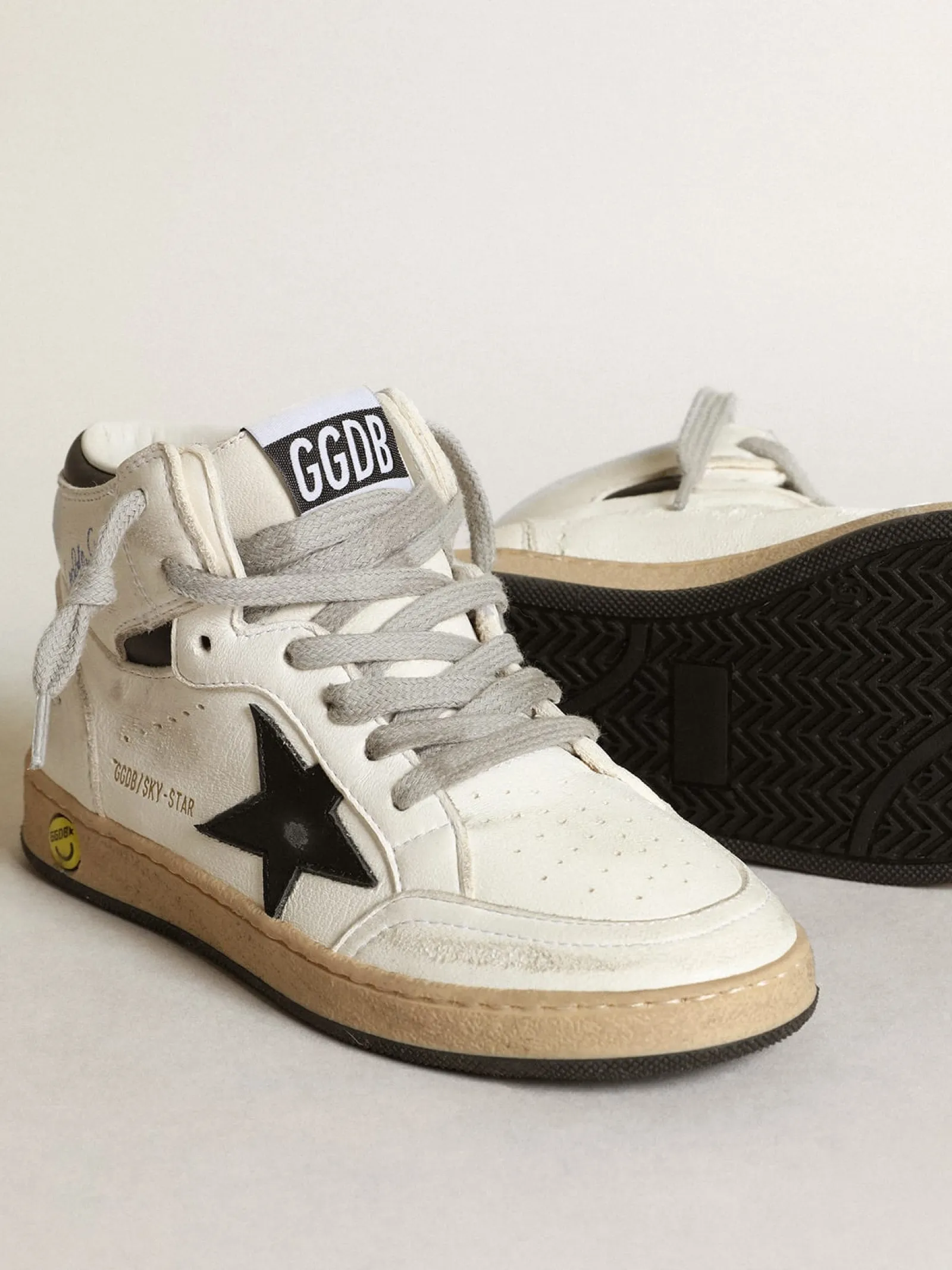 Online Golden Goose Young Sky-Star de napa branca com estrela e talão pretos Cabedal de napa branca